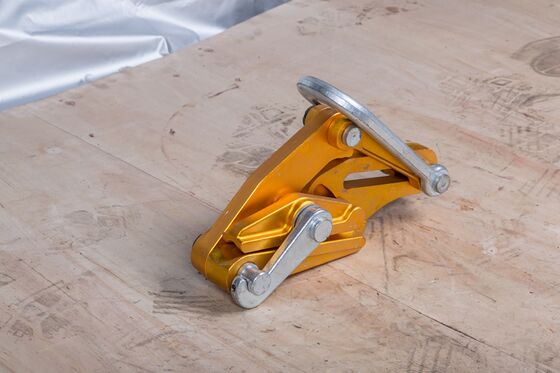 comprar Lightweight Aluminum Alloy Power Cable Clamp with Secure Grip Design and Weather Resistant for 40kN Load Capacity online manufacture