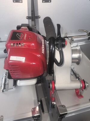 comprar Alimentador de Cabos Portátil com Capacidade de 700kg e Motor a Gasolina Honda GX50 para Instalação Eficiente de Cabos online manufacture