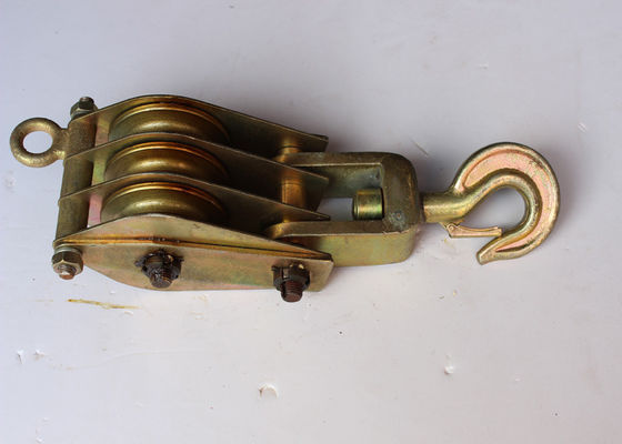 Aparelho de elevação de aço de três rodas de 10kN com quadro galvanizado para ereção de torres e aplicações de pole de elevação